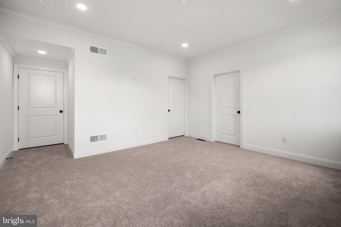 4268 Stonebridge Drive photo 22