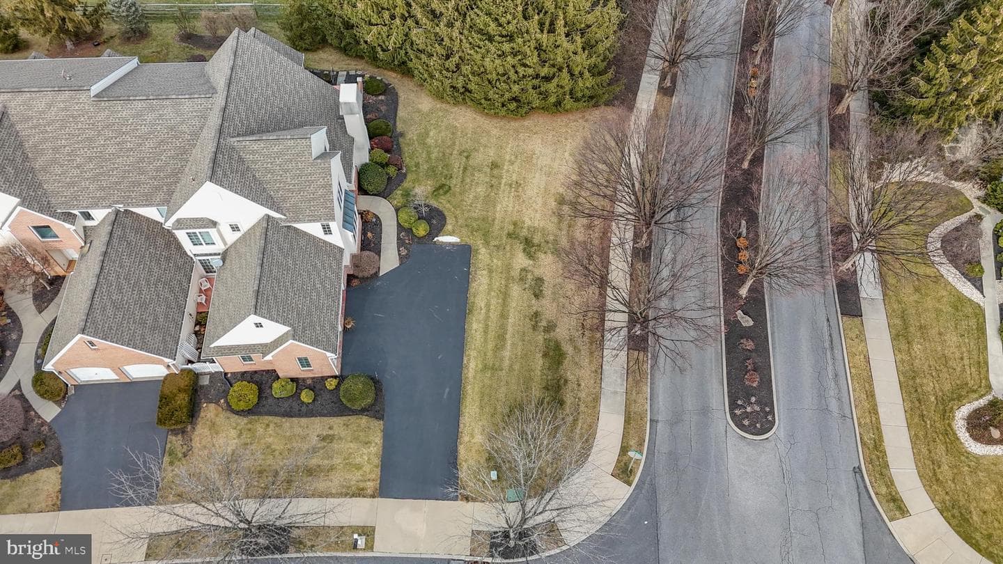 801 Dorset Road photo 46