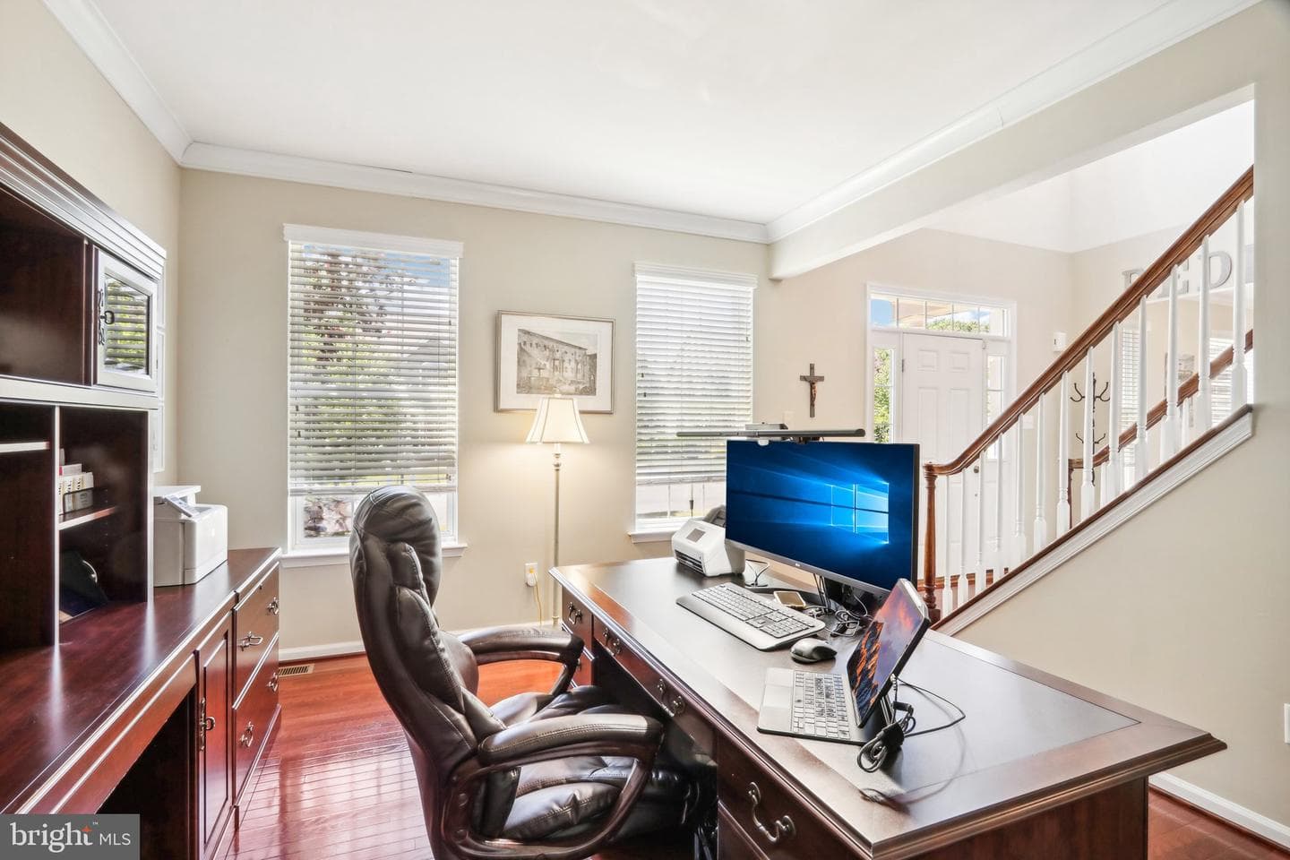 955 Yorkshire Drive photo 3