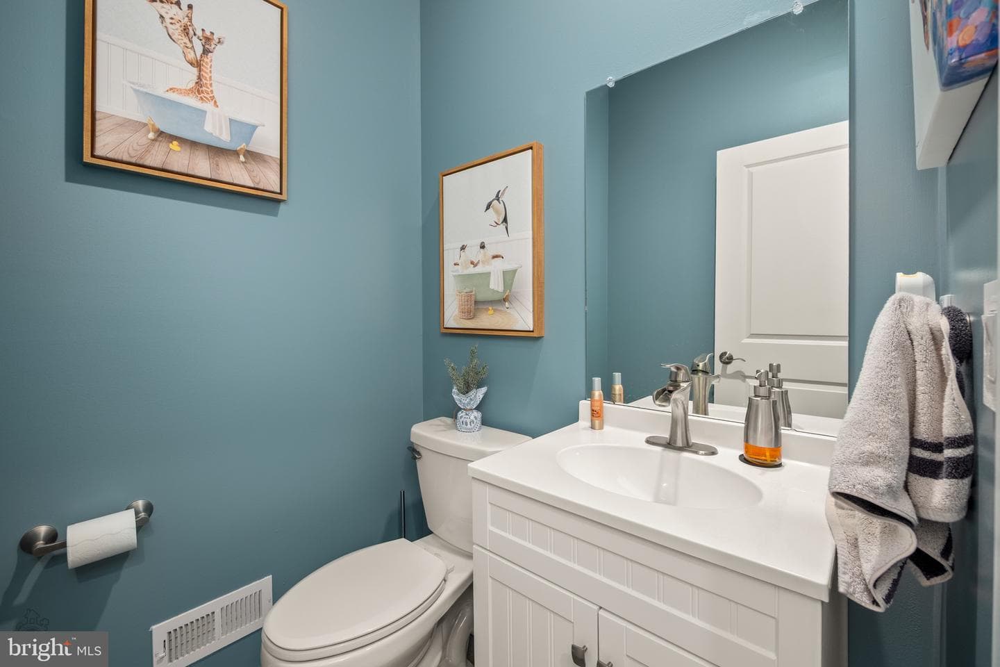 7592 Clayton Avenue photo 19