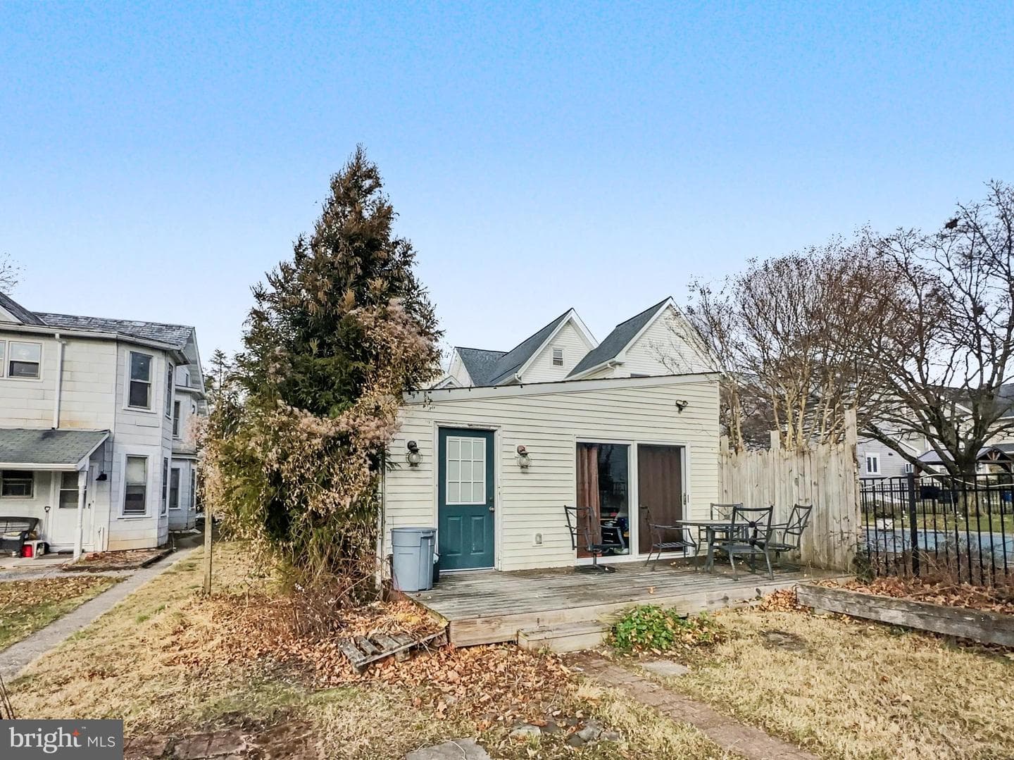 432 Fairview Street photo 13