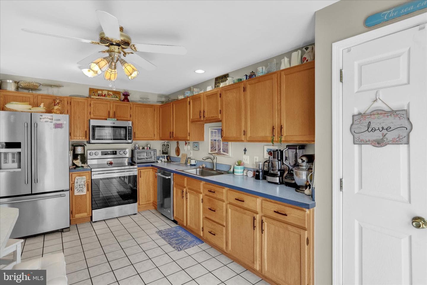1560 Pinewind Drive photo 19