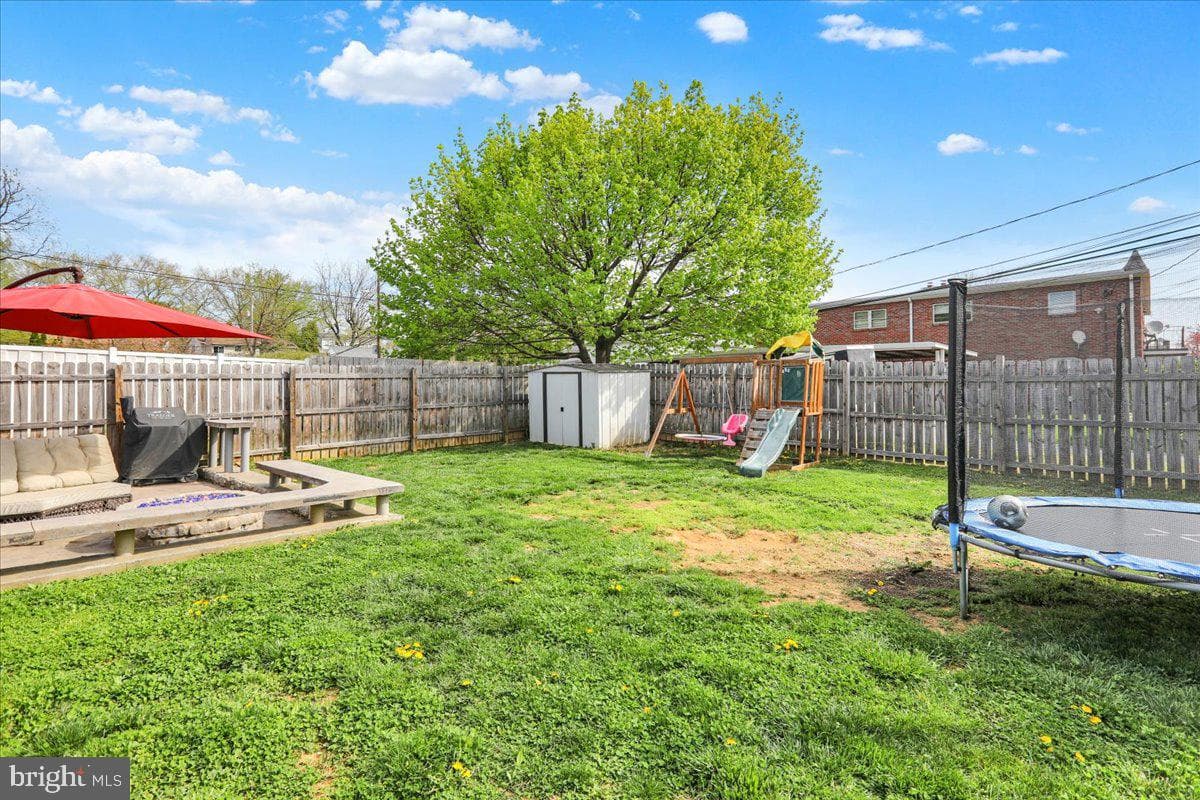 815 N 22nd Street photo 29