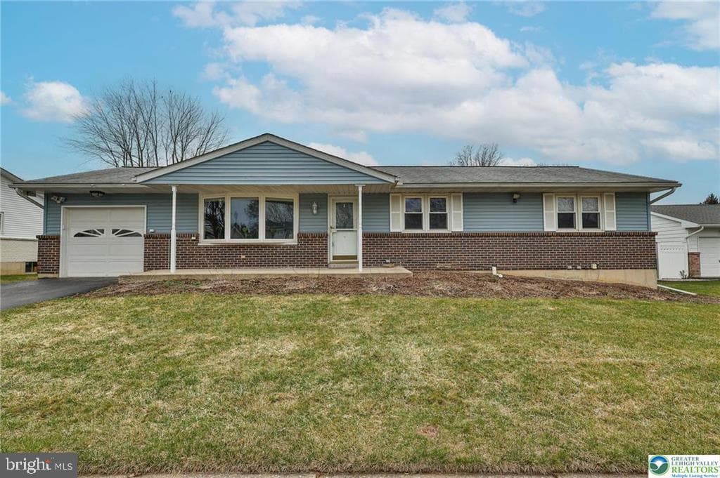 2982 Magnolia Circle