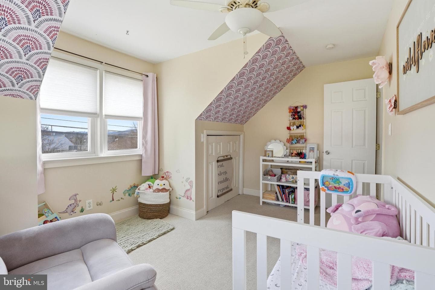 316 S Leh St photo 24