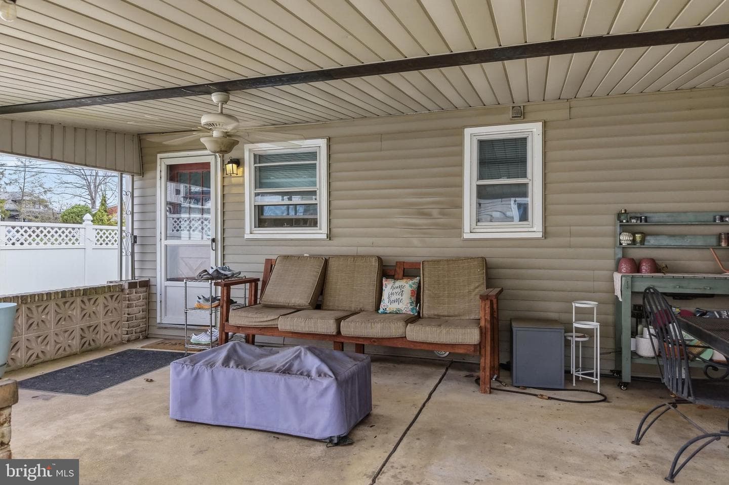 316 S Leh St photo 37