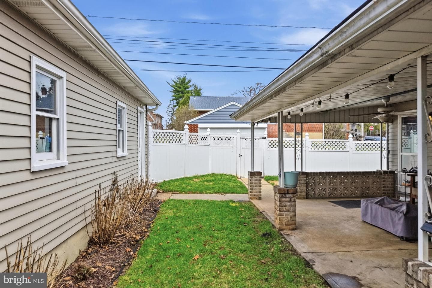 316 S Leh St photo 40