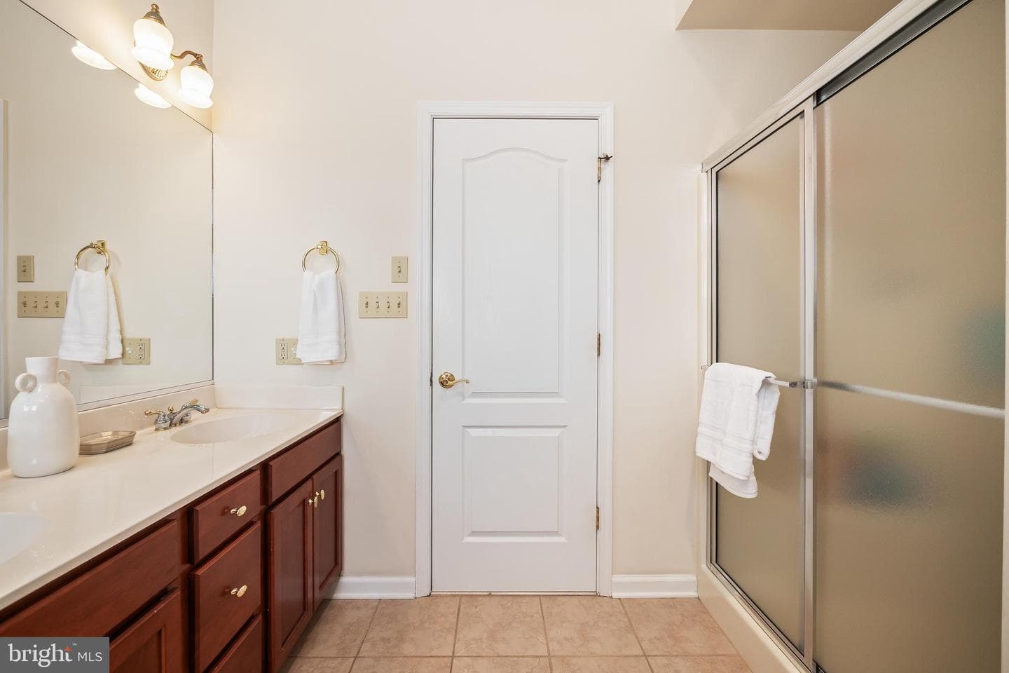3350 Bay Hill Dr N photo 38