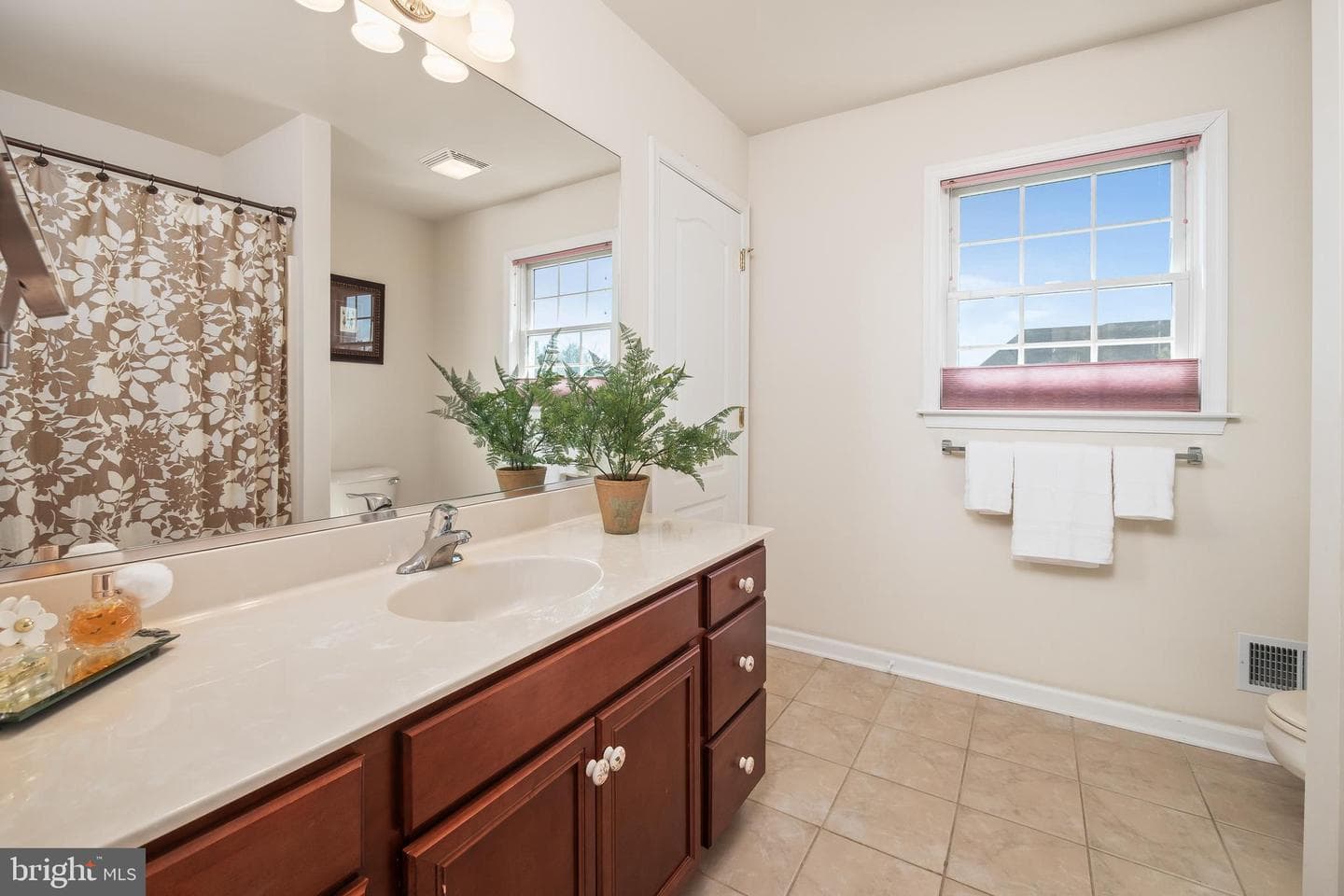 3350 Bay Hill Dr N photo 44