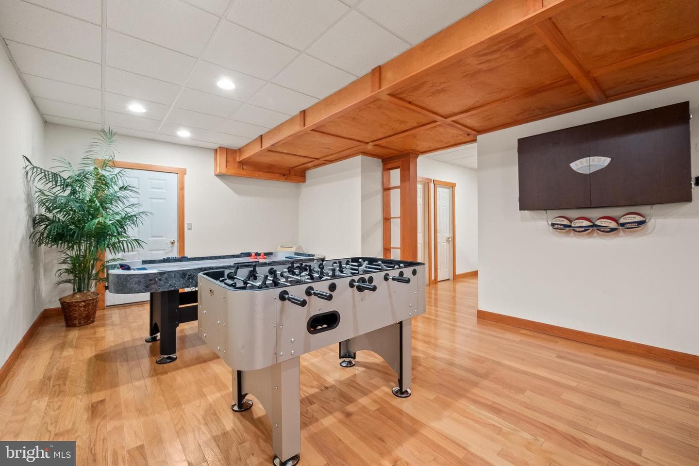 3350 Bay Hill Dr N photo 48