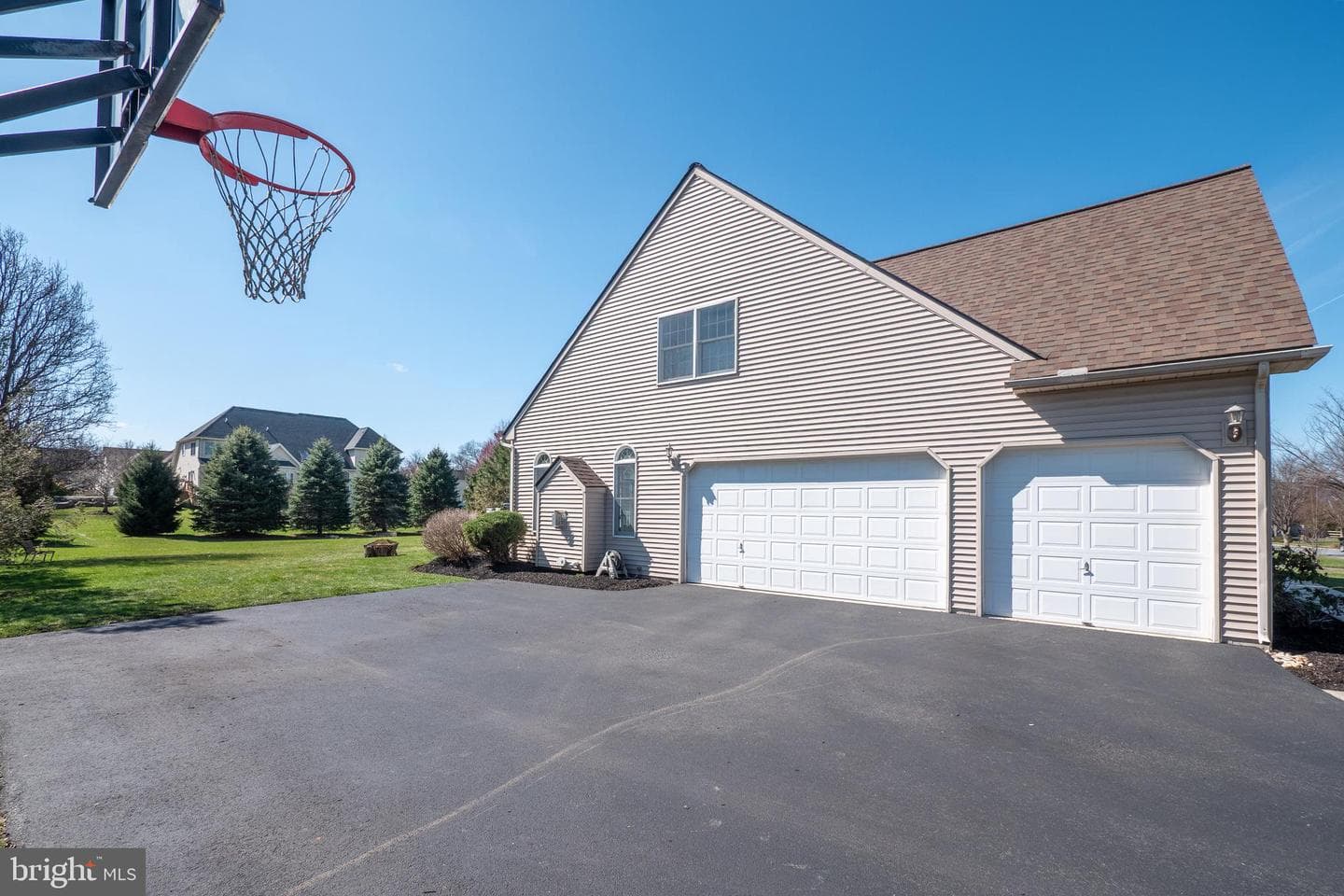 3350 Bay Hill Dr N photo 5