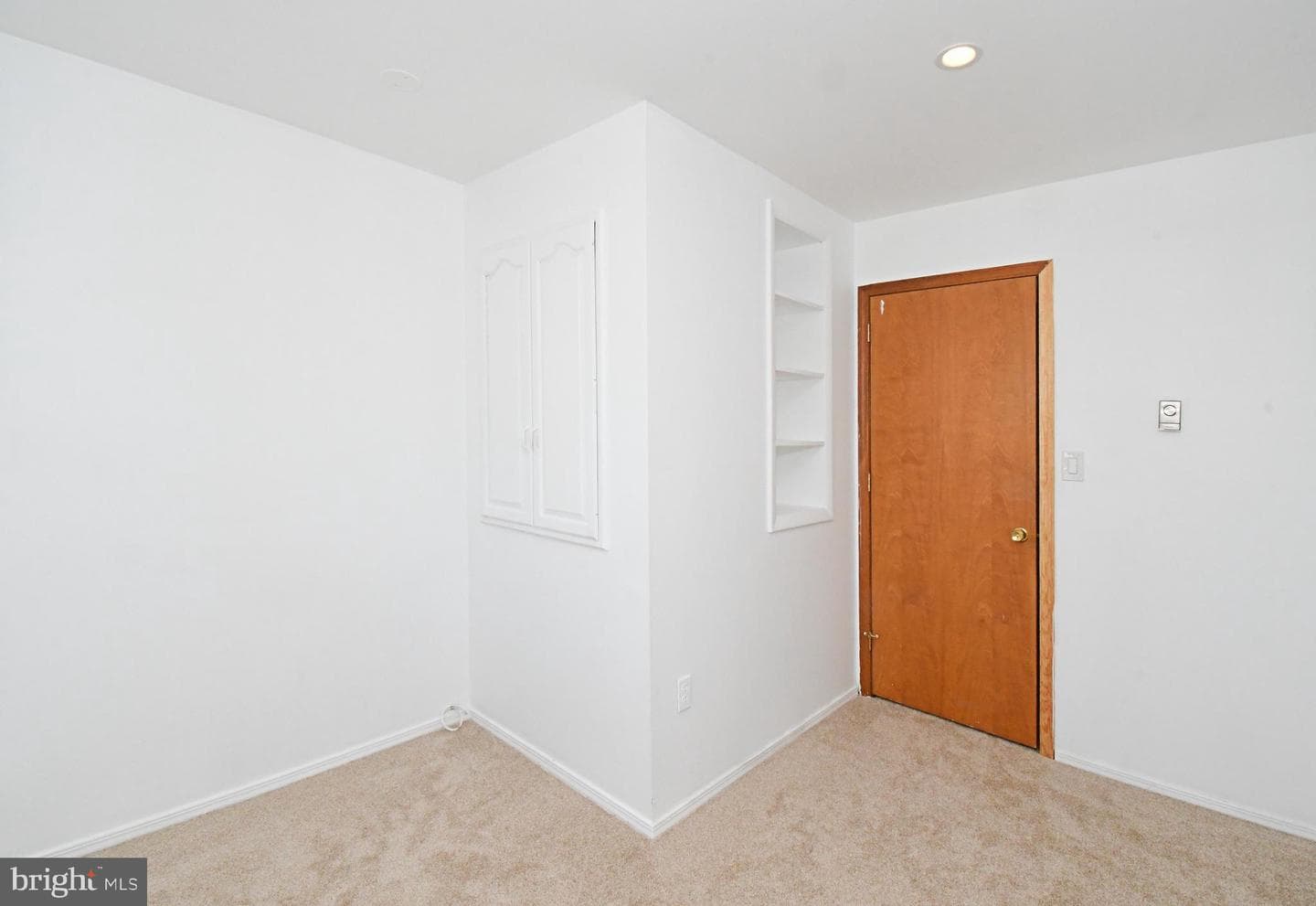 742 Walnut Street photo 11