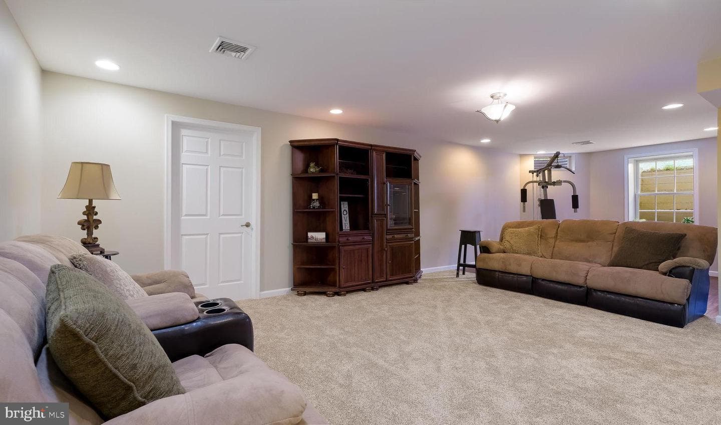 3423 Courtney Dr photo 42