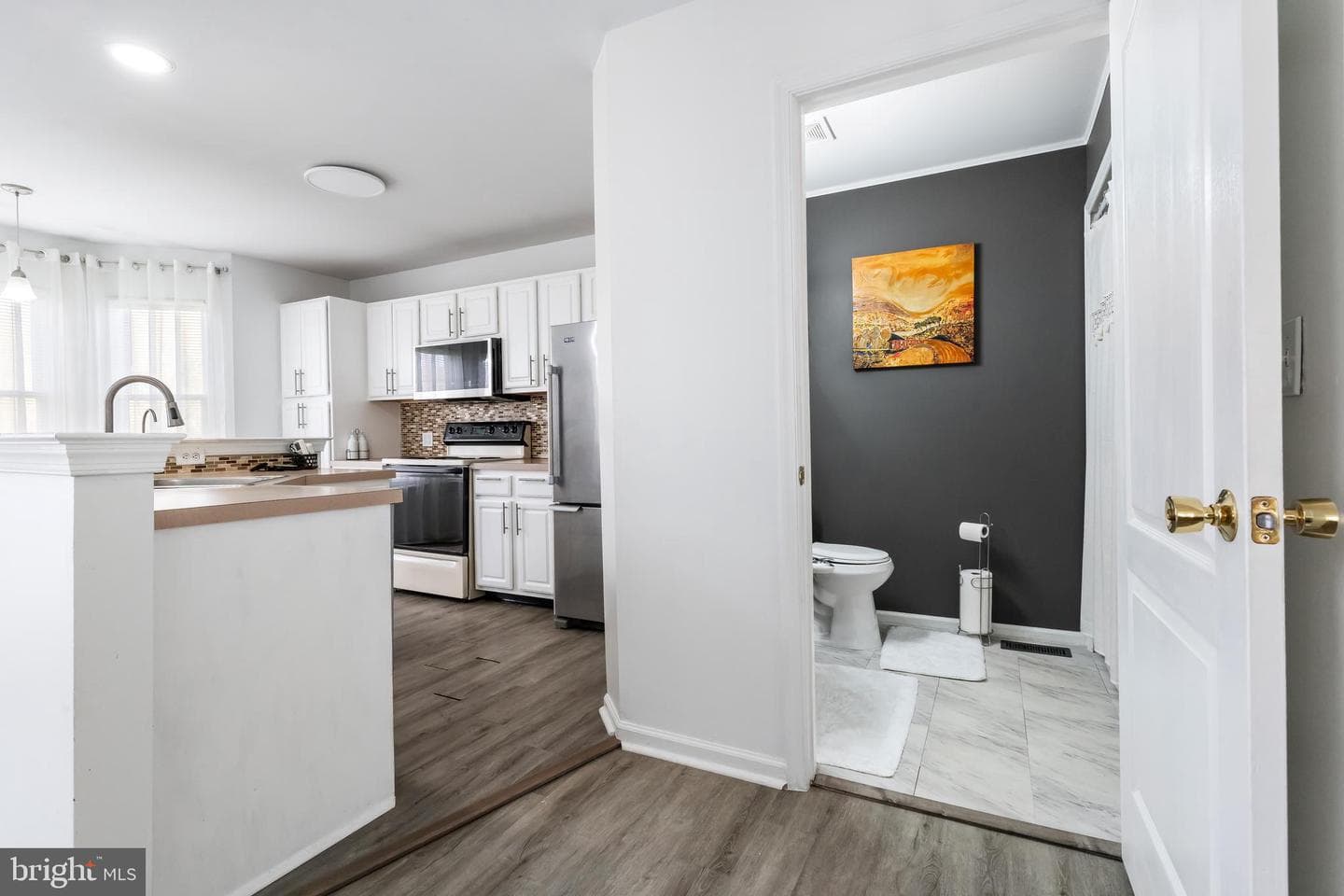 311 Windsor Place photo 18