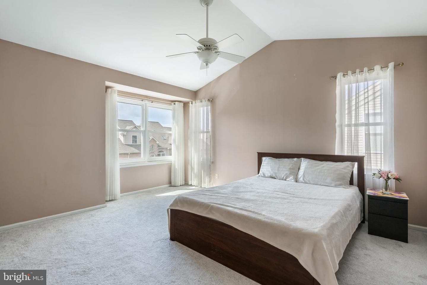 311 Windsor Place photo 21