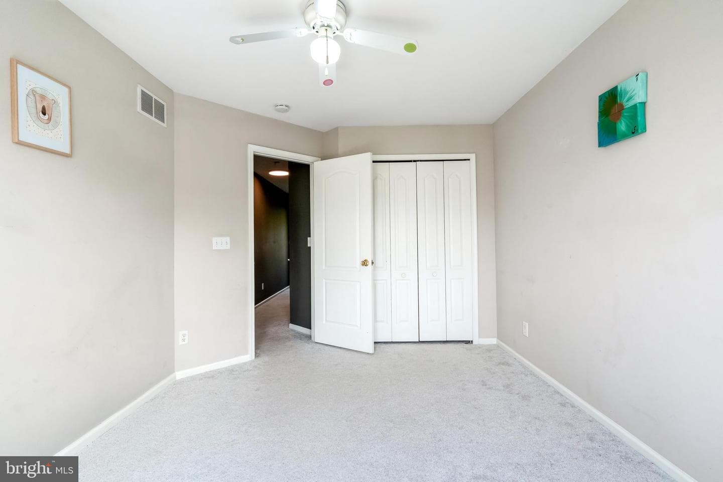 311 Windsor Place photo 30