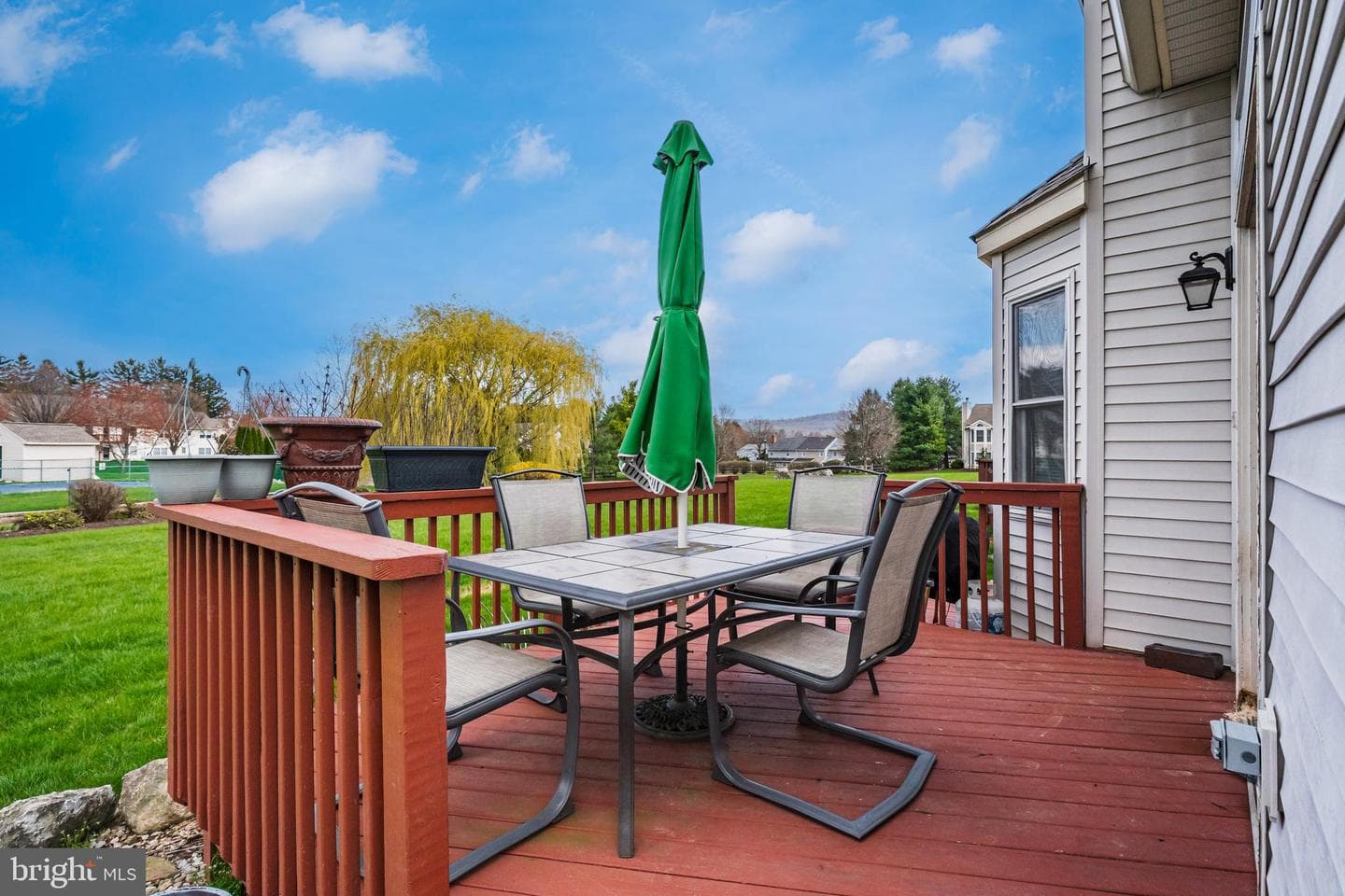 311 Windsor Place photo 40