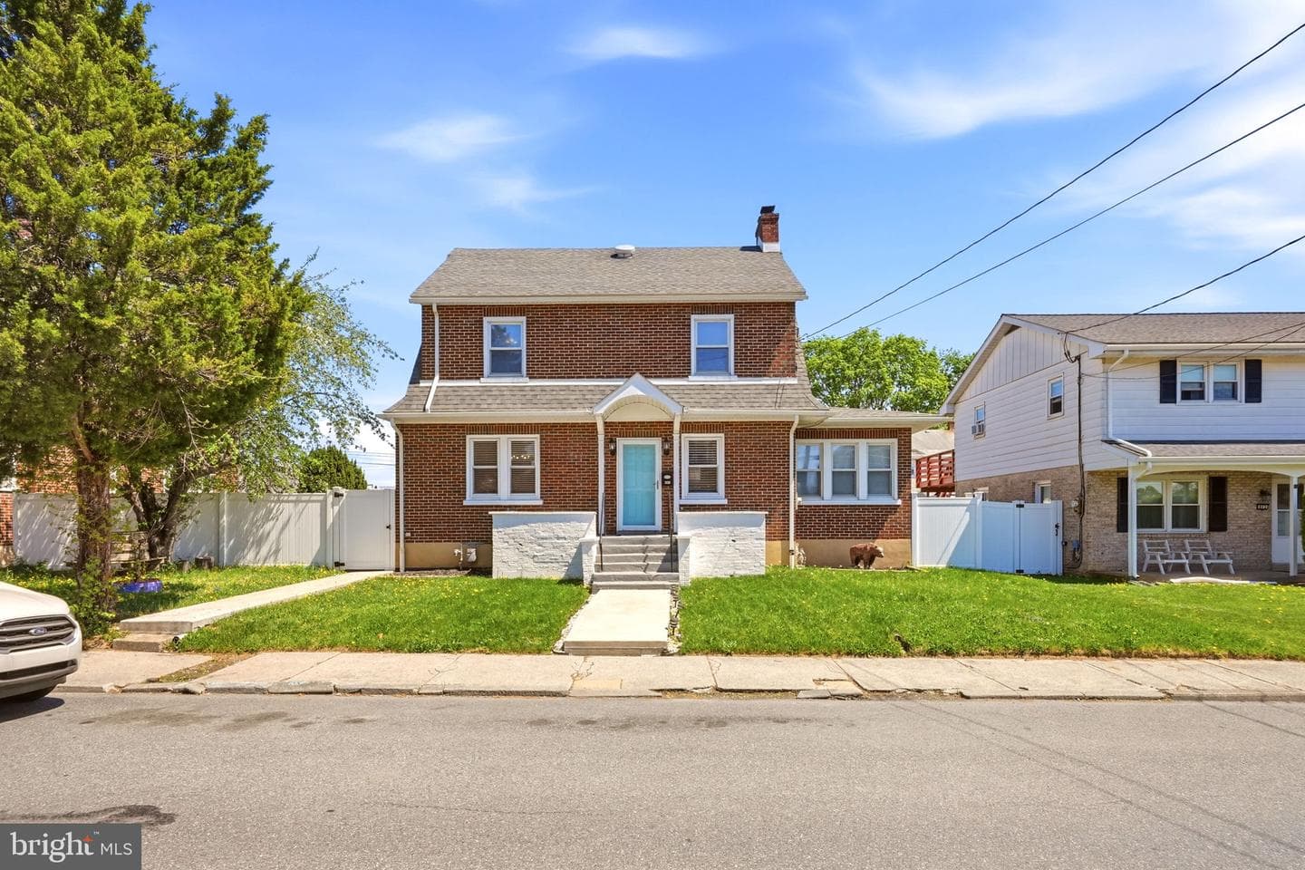 901 N Wahneta Street photo 4