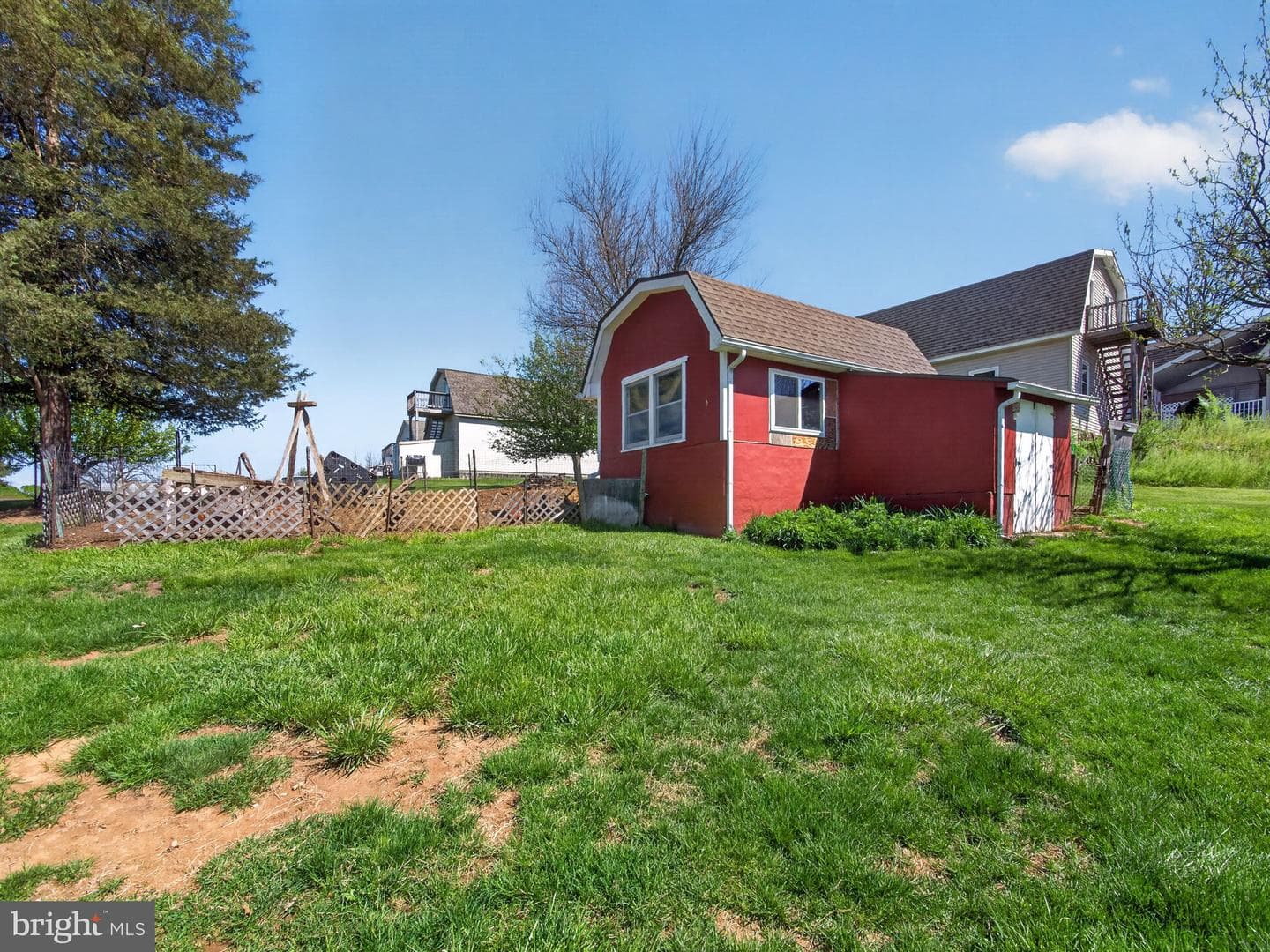 8275 Mertztown Road photo 18