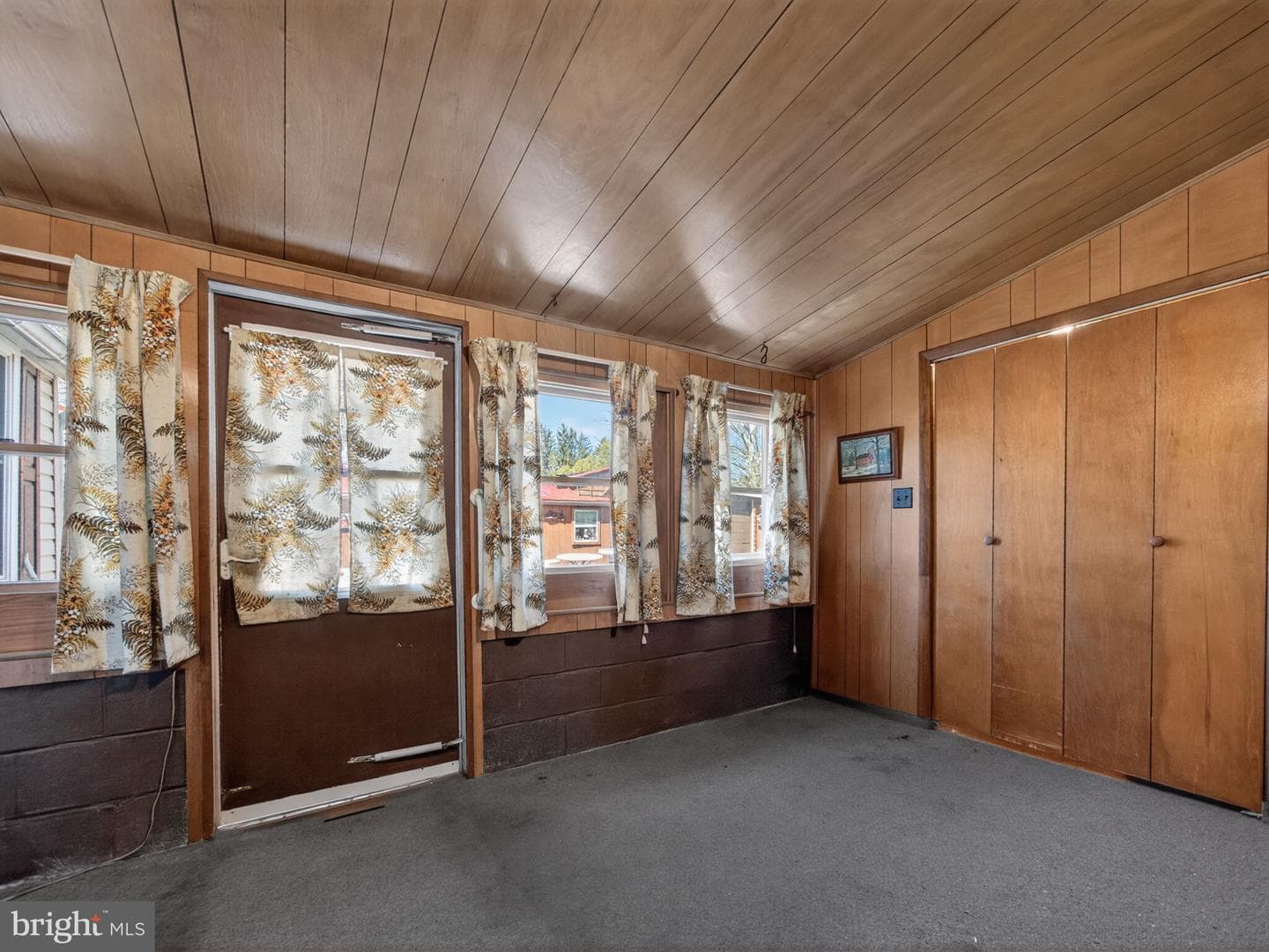 8275 Mertztown Road photo 49