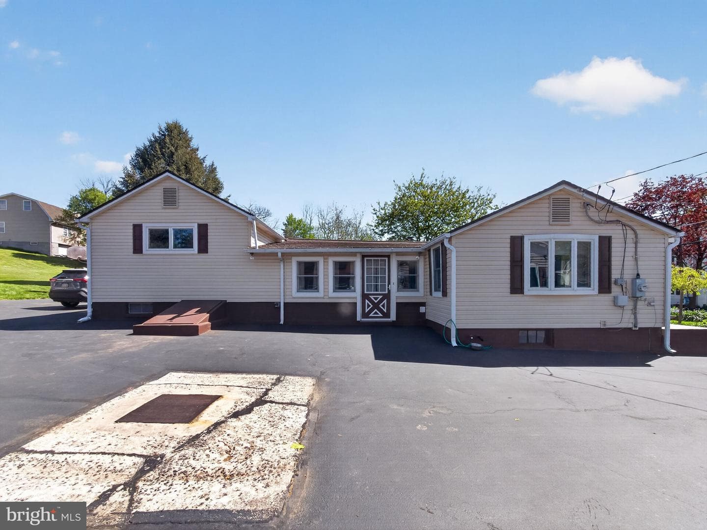8275 Mertztown Road photo 8