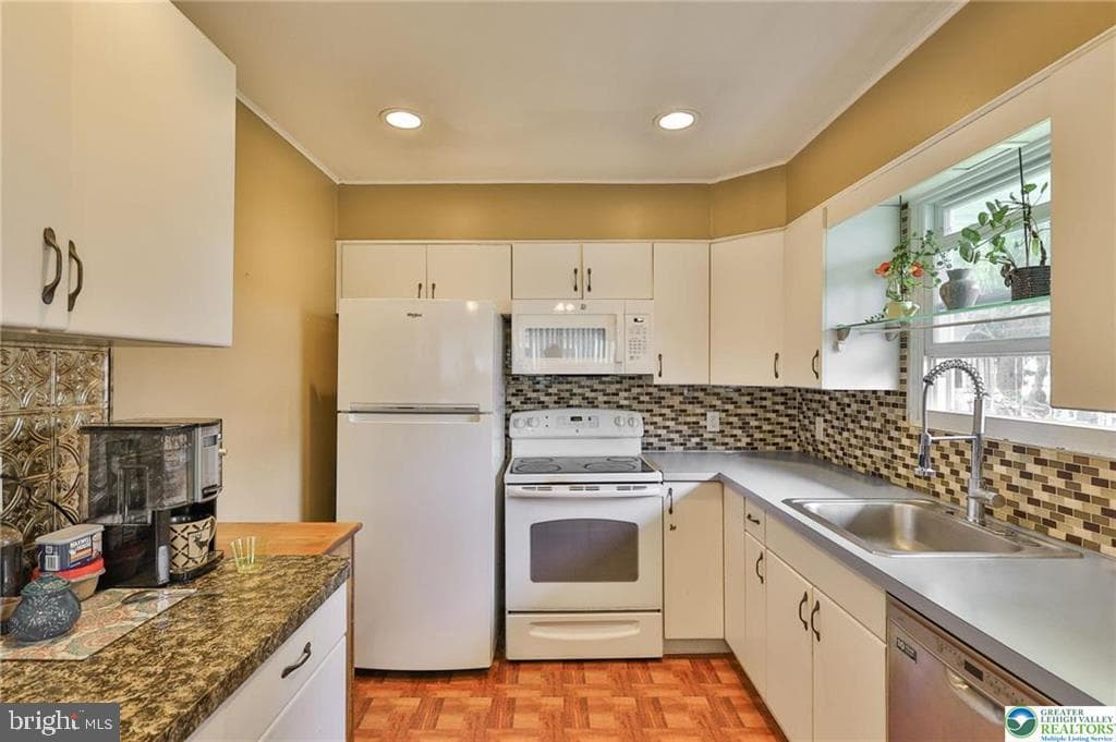 2840 W South Street photo 18
