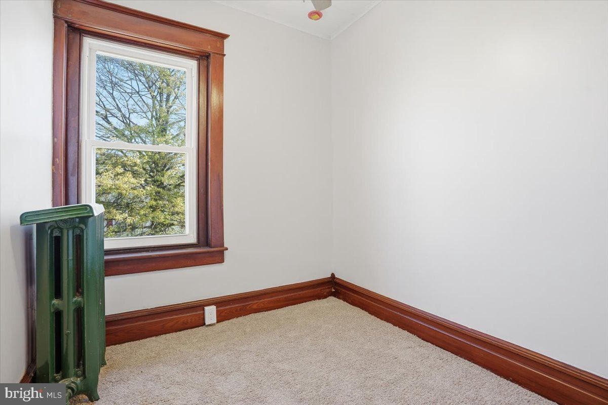 3756 W Walnut Street photo 38