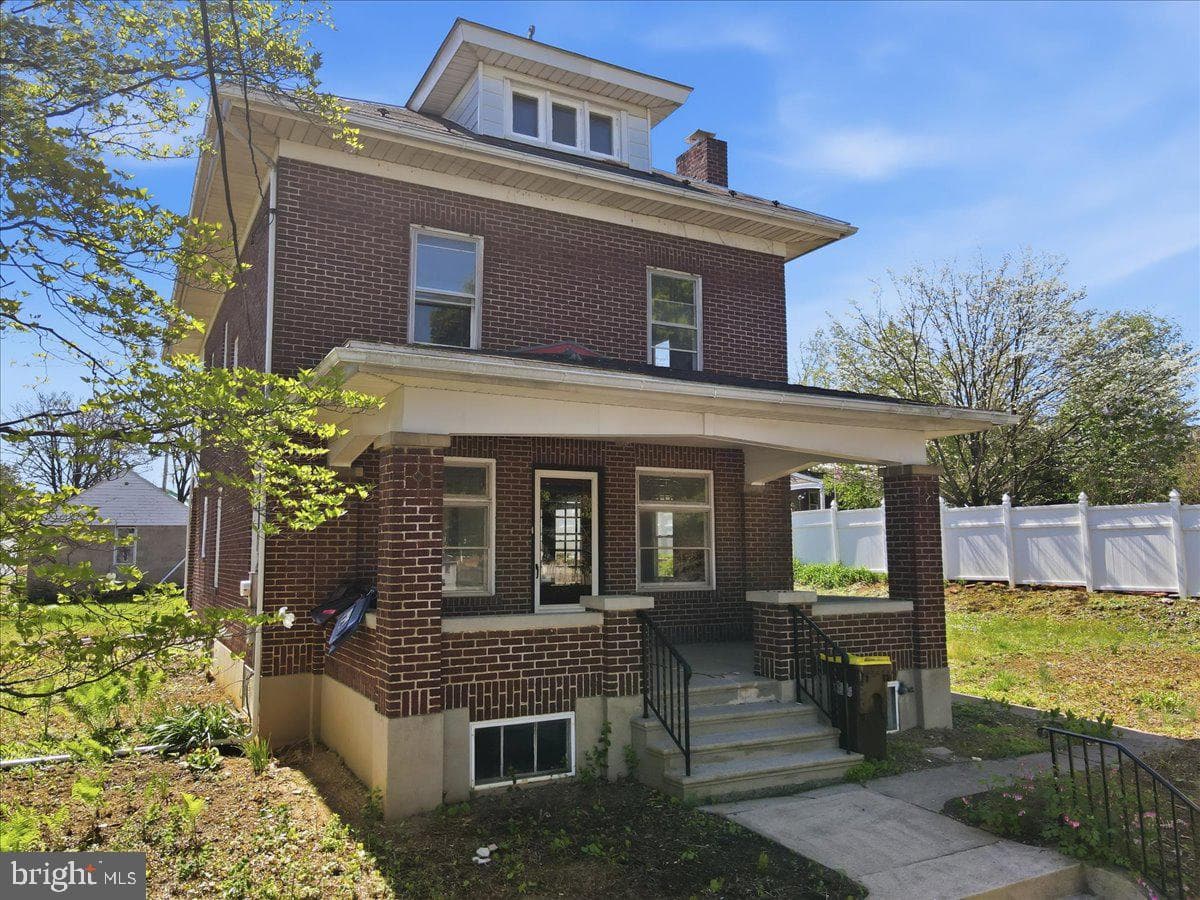 3756 W Walnut Street photo 8