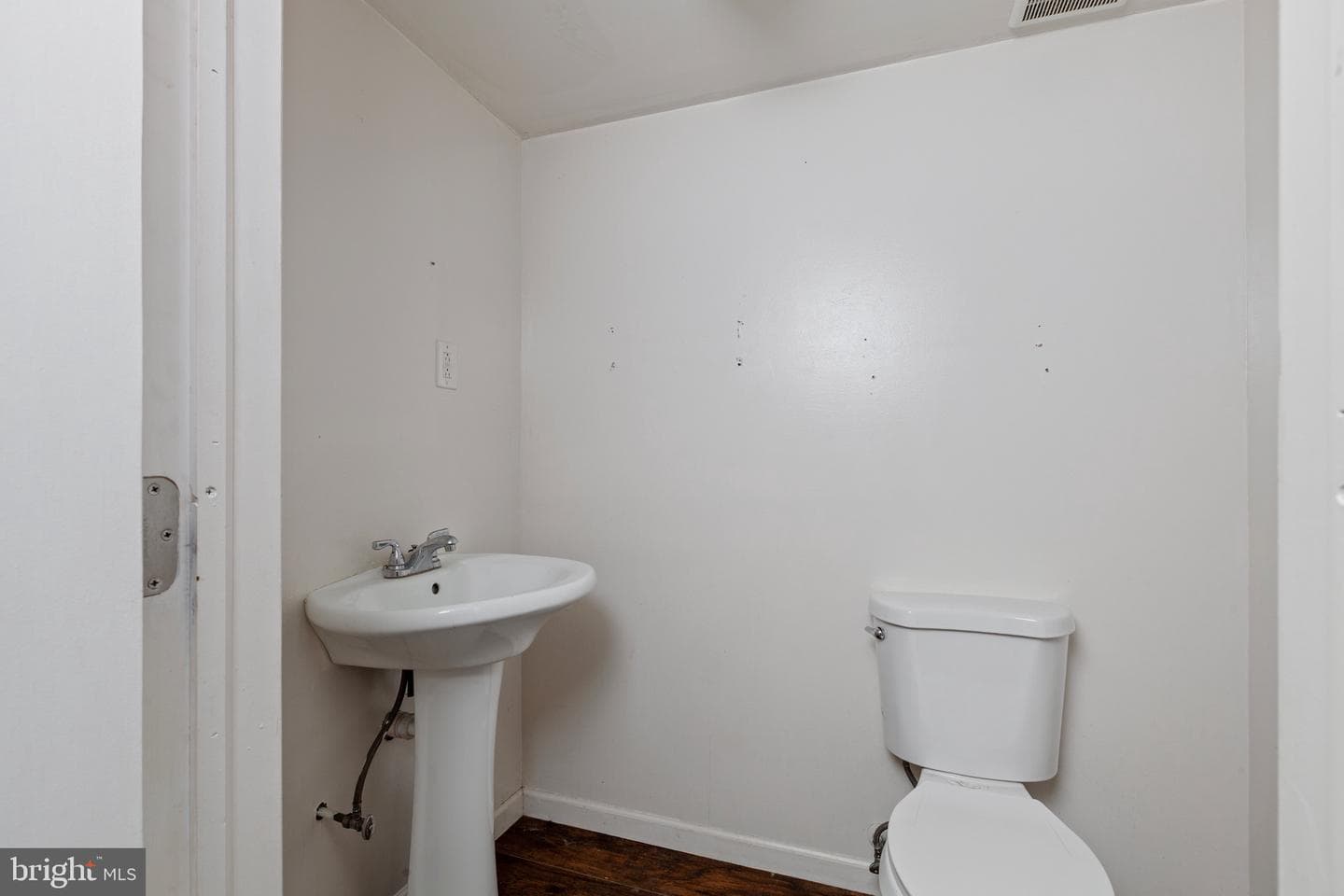 120 N Saint George Street photo 24