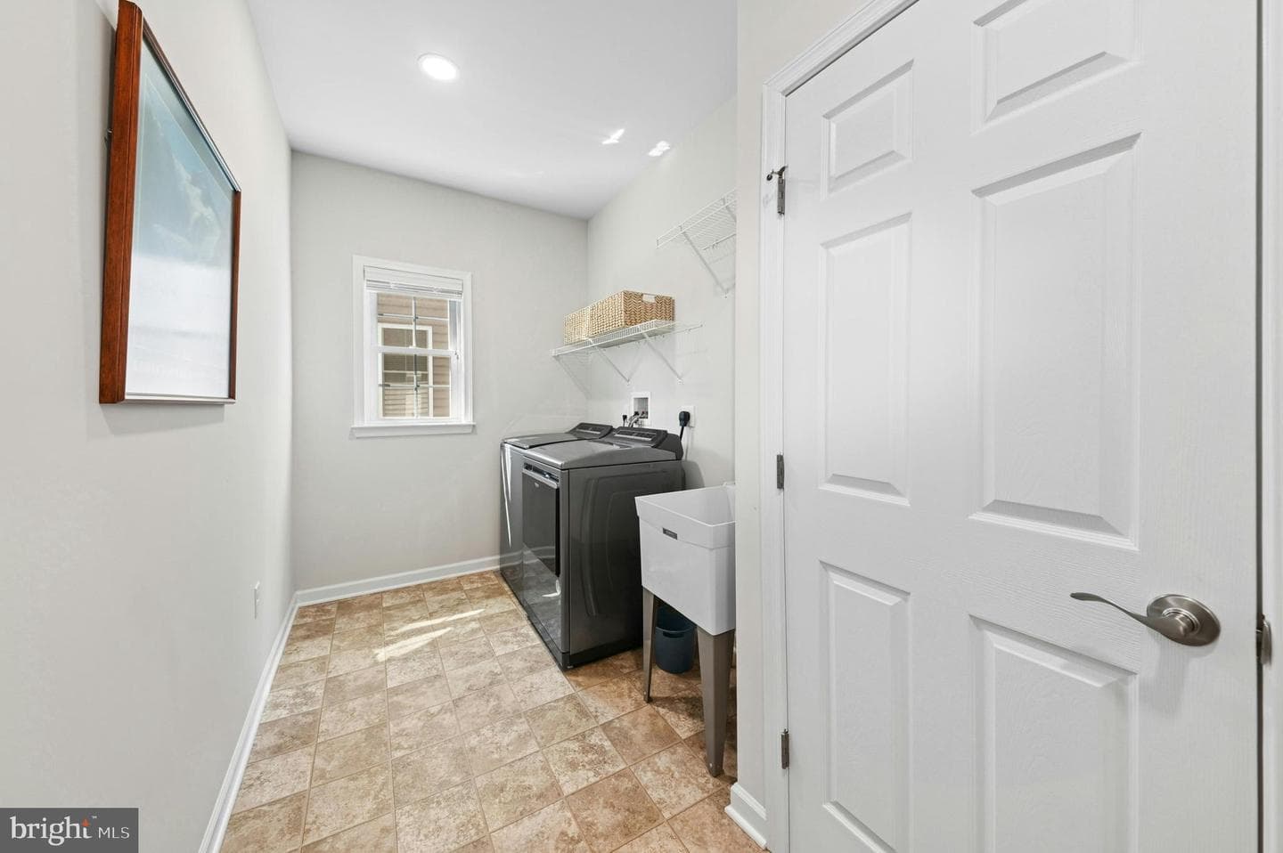 5544 Traditions Drive photo 26