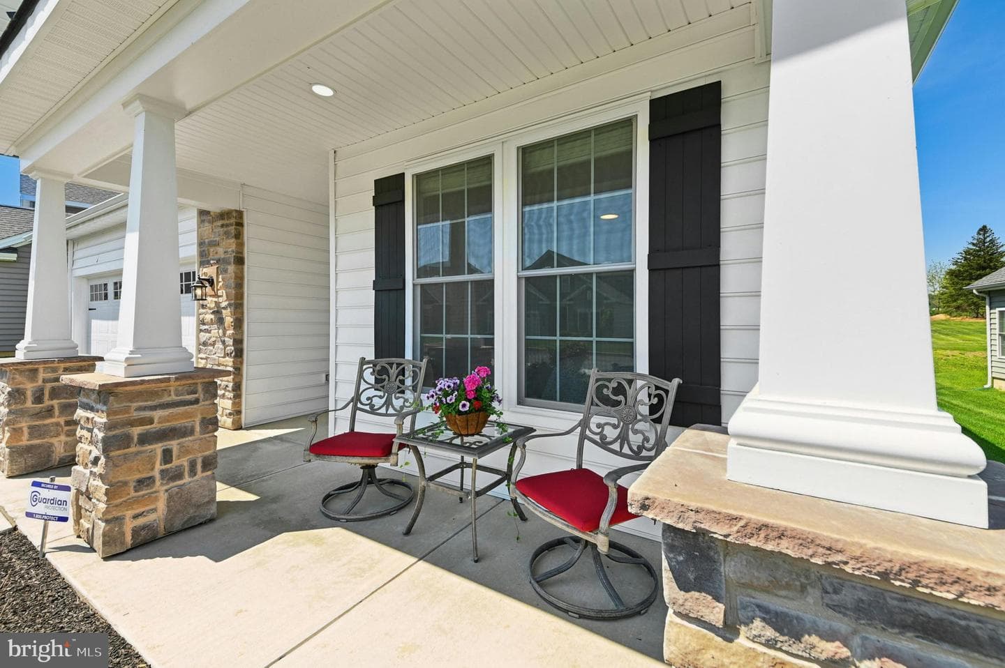 5544 Traditions Drive photo 4