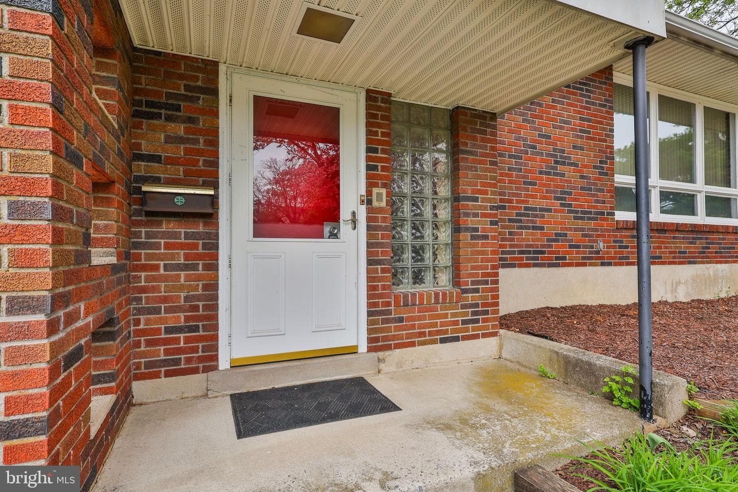 1220 S Lumber Street photo 3