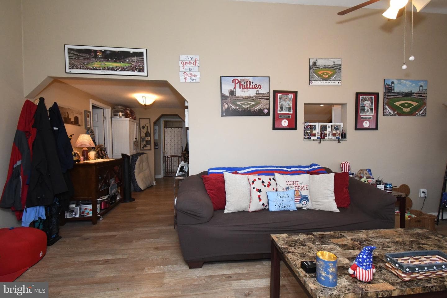 910 Fernwood Street photo 4