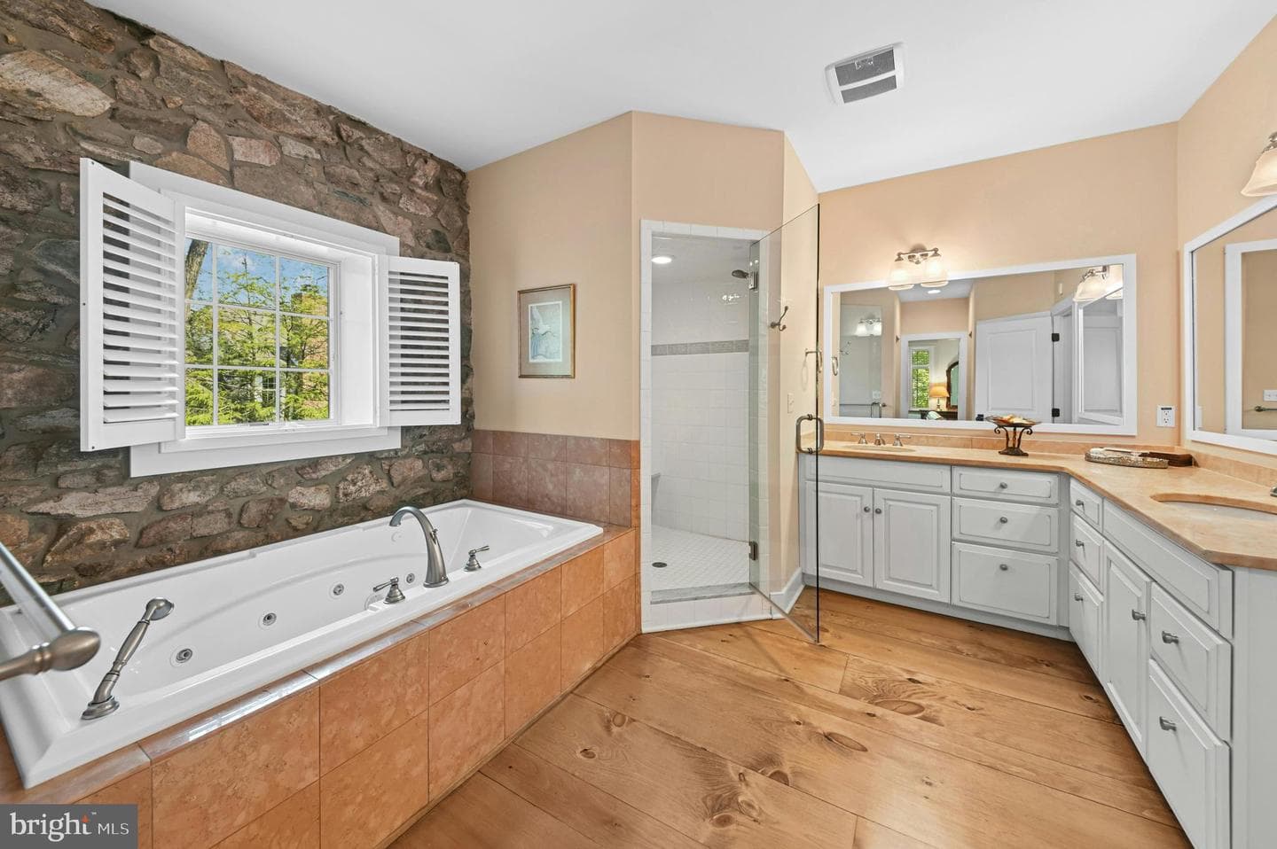 4641 Old Bethlehem Pike photo 20