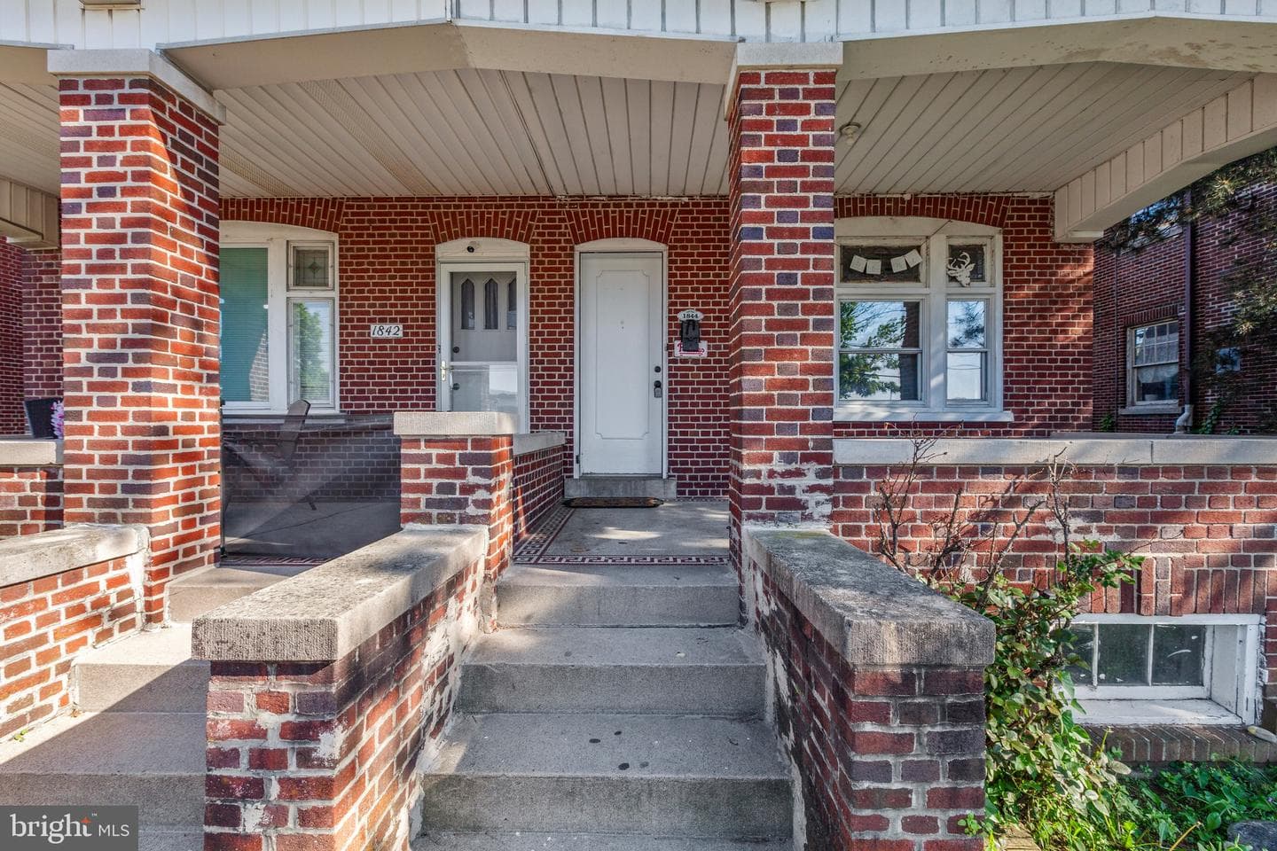 1844 W Chew Street photo 4