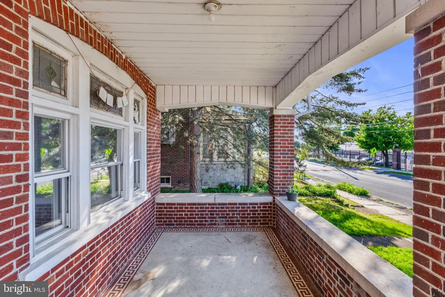 1844 W Chew Street photo 5