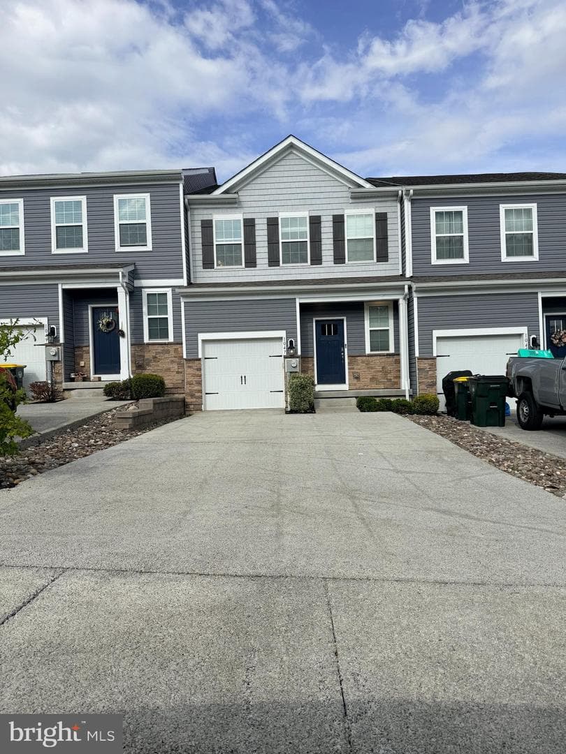 1047 Turnstone Drive, Fogelsville