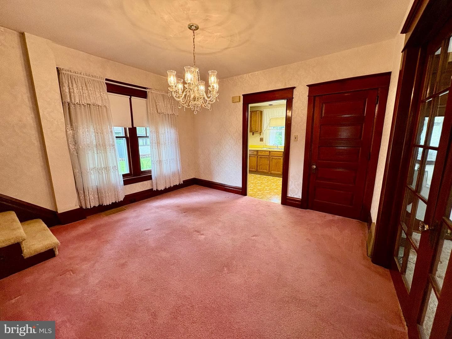1731 Chapel Avenue photo 11