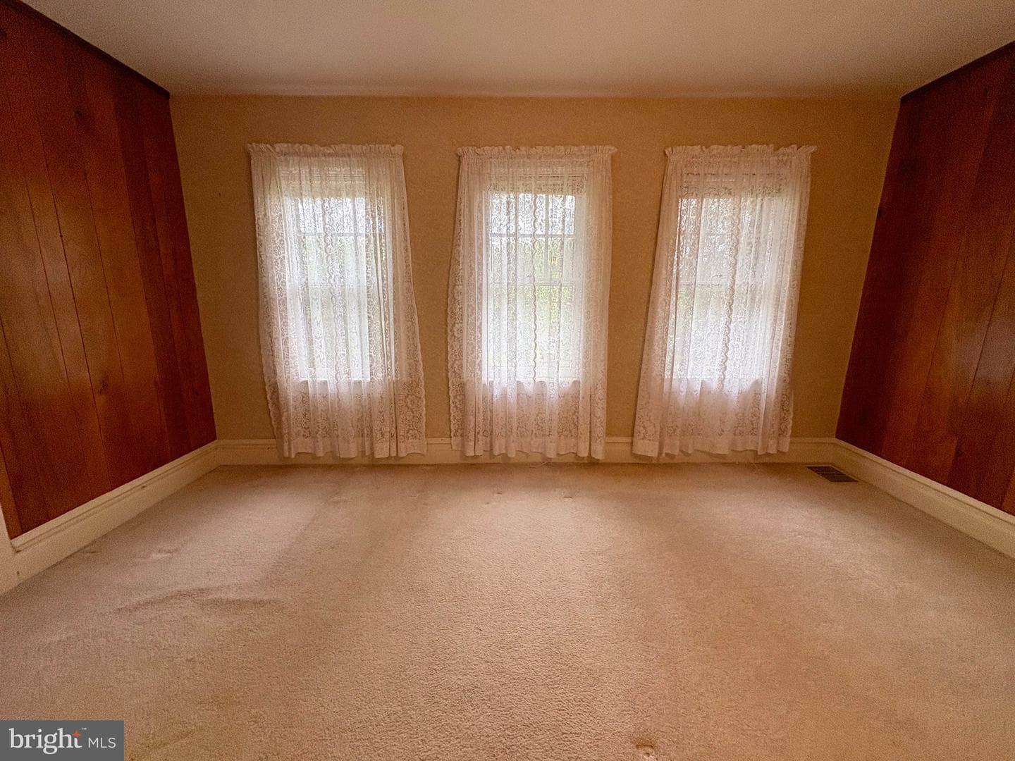 1731 Chapel Avenue photo 22