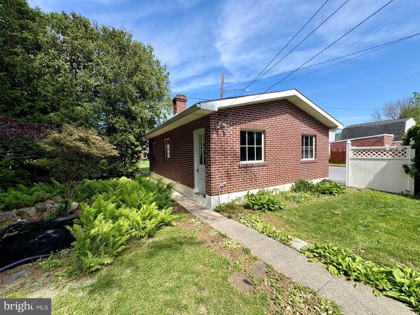 1731 Chapel Avenue photo 32