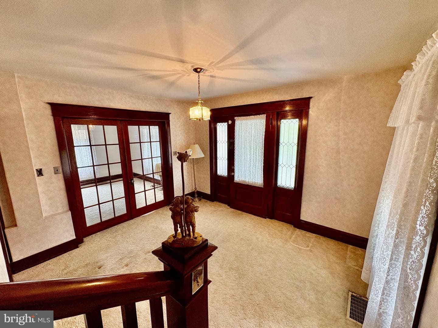 1731 Chapel Avenue photo 5
