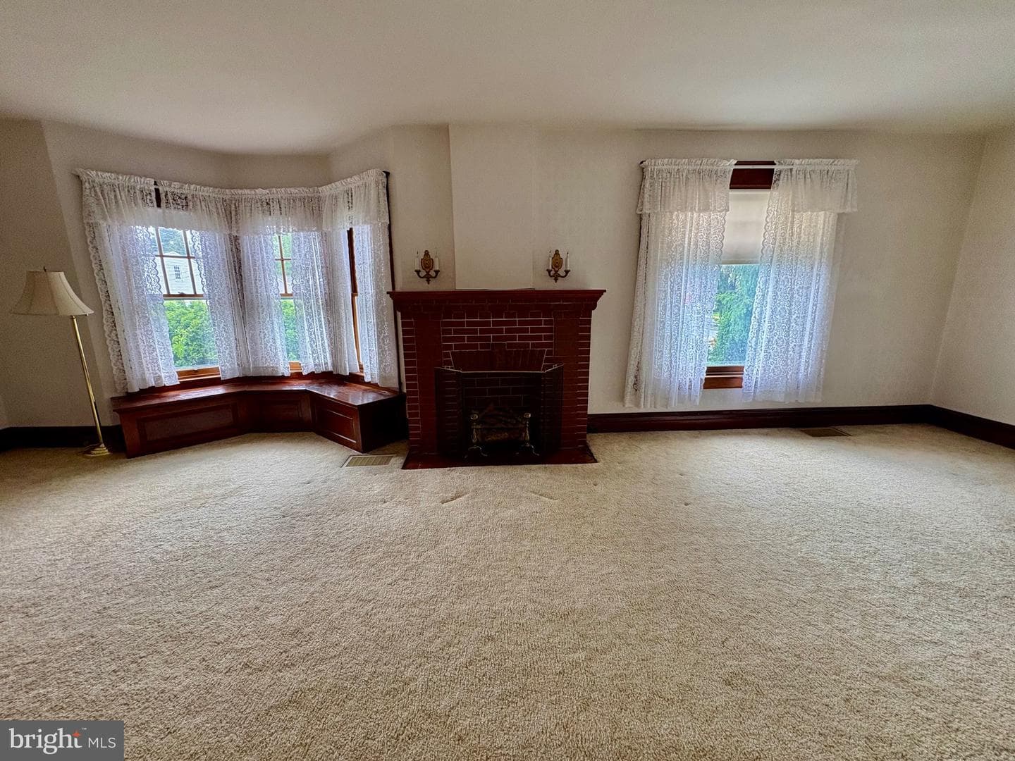 1731 Chapel Avenue photo 8