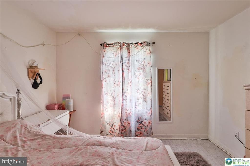 6411 Pioneer Drive photo 39