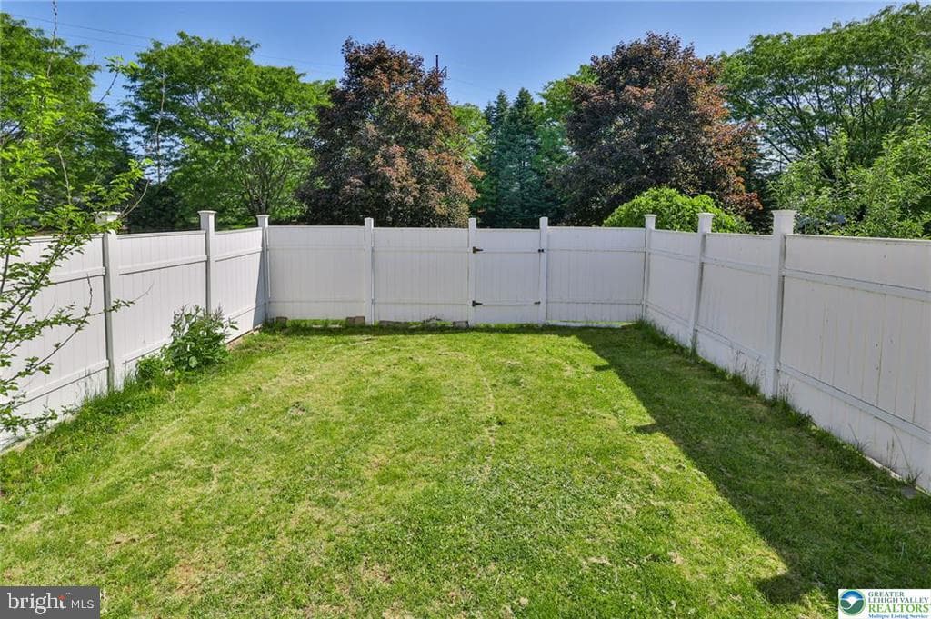 6411 Pioneer Drive photo 53