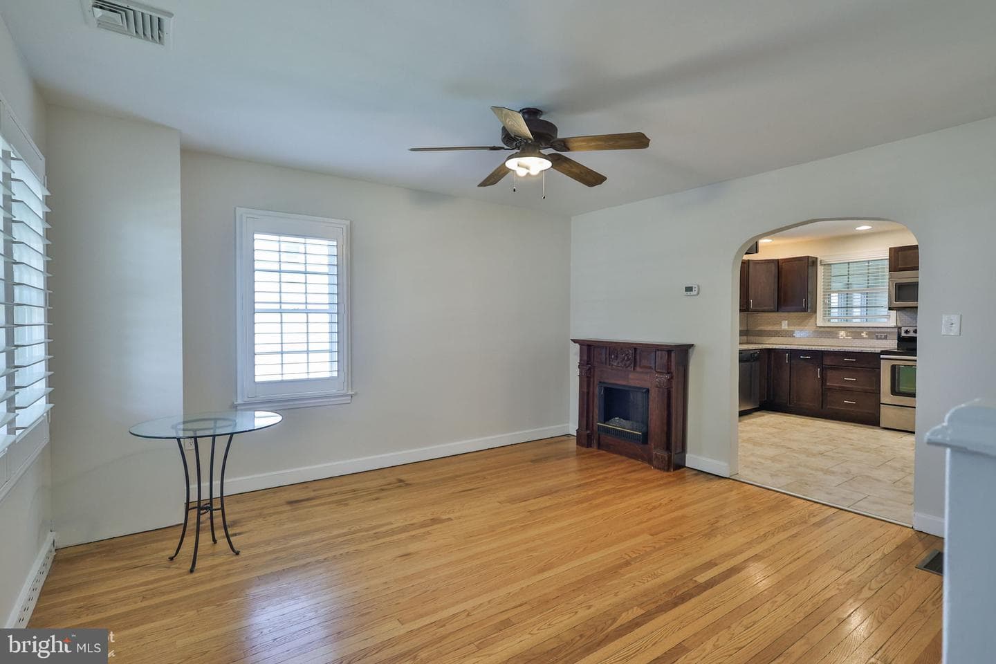 250 Adrain Street photo 3