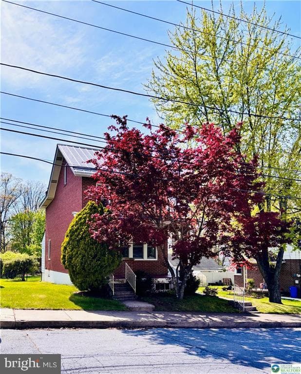 414 S 6th Street photo 3
