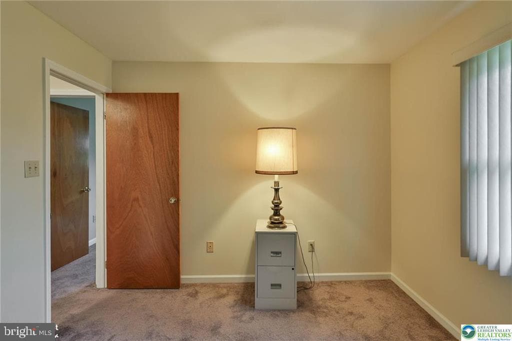 4354 Fieldstone photo 19