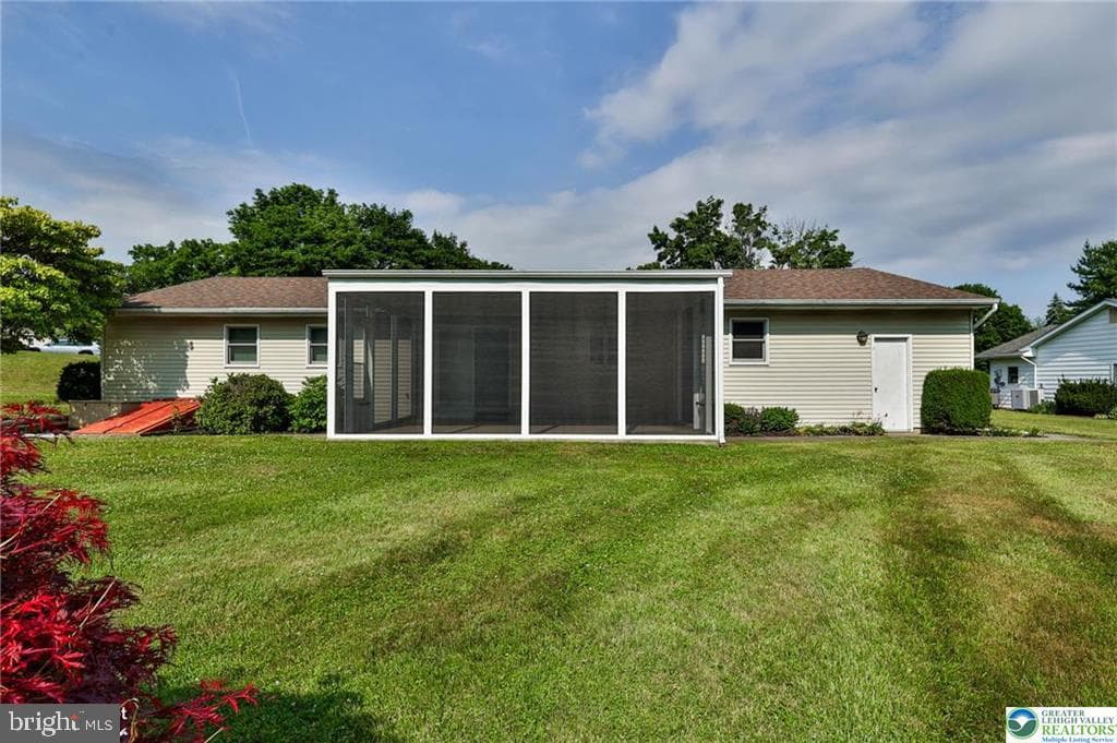 4354 Fieldstone photo 24