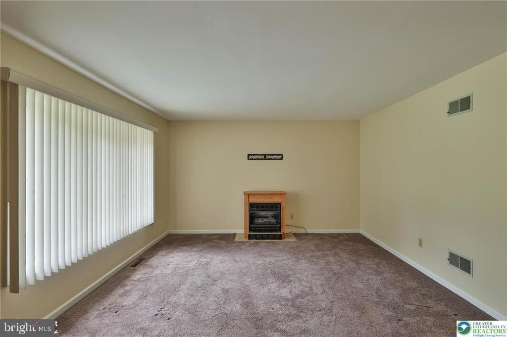 4354 Fieldstone photo 6