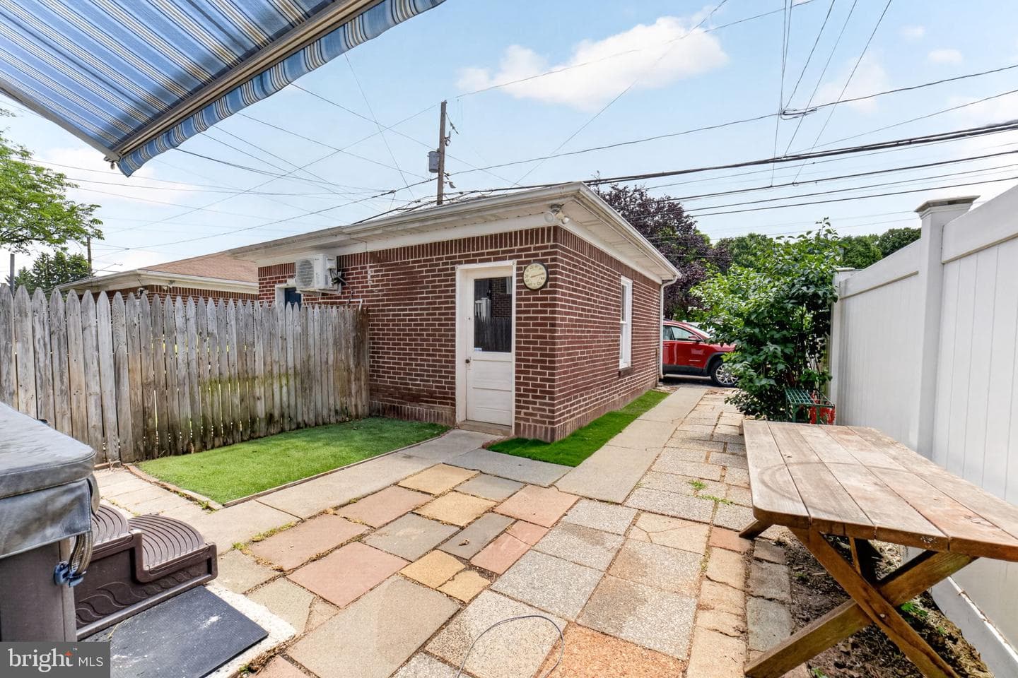 2218 W Tilghman Street photo 29